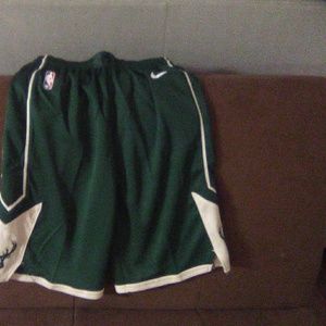 Basketball shorts